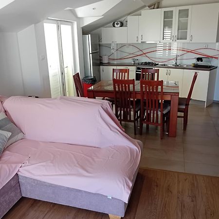 Apartman Tutti シベニク エクステリア 写真